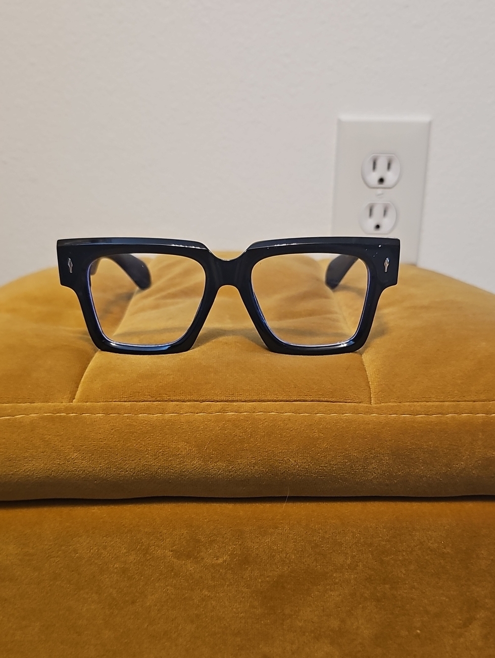 ●●JOLLY NOVA OVERSIZED BLACK SQUARE EYE FRAMES NWOT●●
